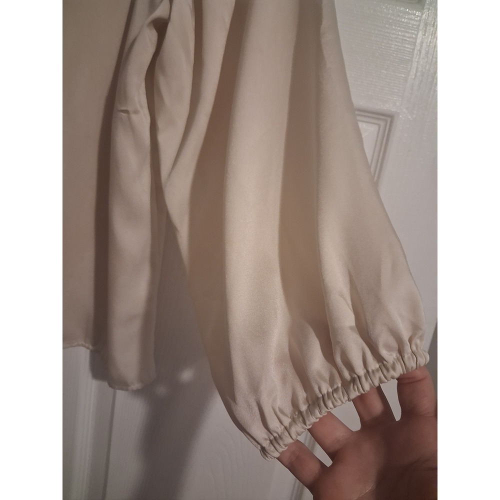 LOFT Womens Medium Beige V Neck Puff Sleeve Blouse Business Casual Formal Top - Picture 7 of 10